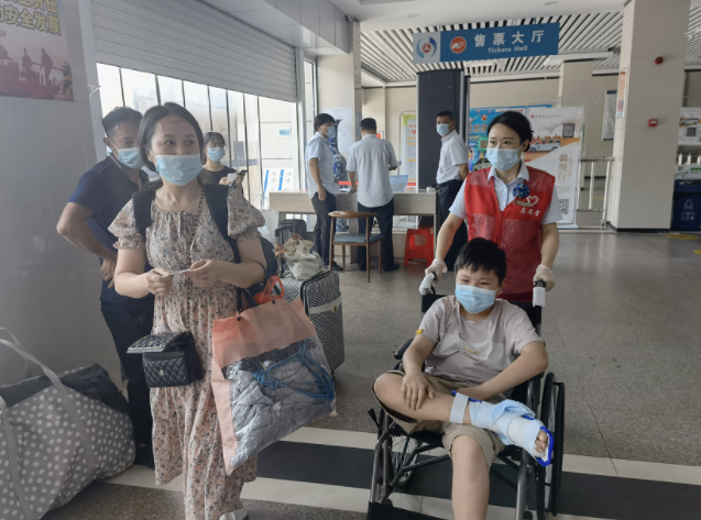 都市城際公交 急人之所急 愛心與您同行