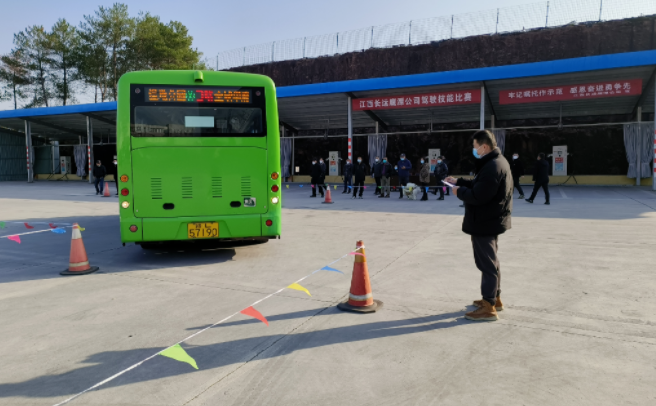 ?鷹潭長(zhǎng)運(yùn)、鷹潭公交工會(huì)組織開2022年度 駕駛員技能比賽