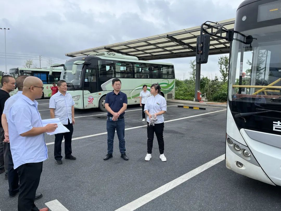 吉安公司:公司領(lǐng)導深入基層督導機務(wù)管理工作