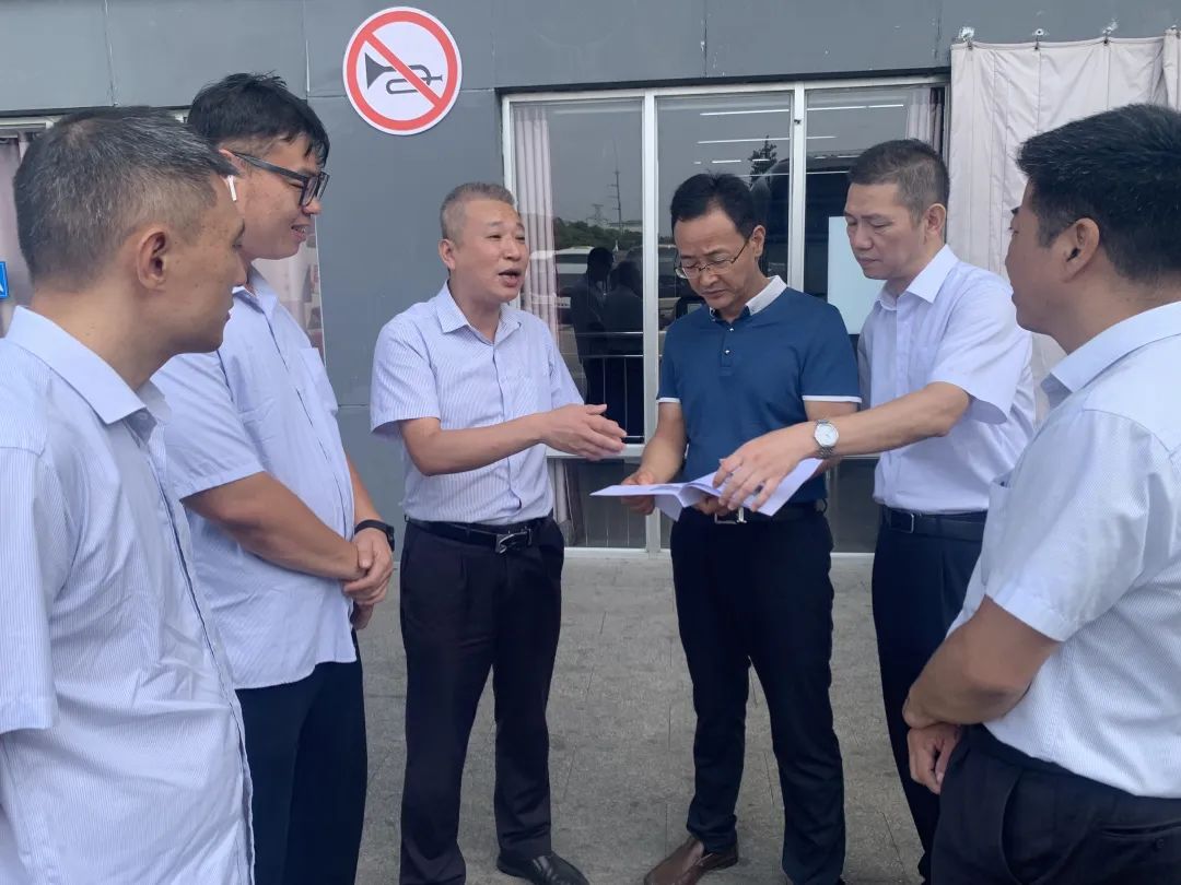 穆孫祥一行深入徐坊客運(yùn)站、城際公交車(chē)輛保障中心建設(shè)施工現(xiàn)場(chǎng)檢查“中秋、國(guó)慶”安全生產(chǎn)工作