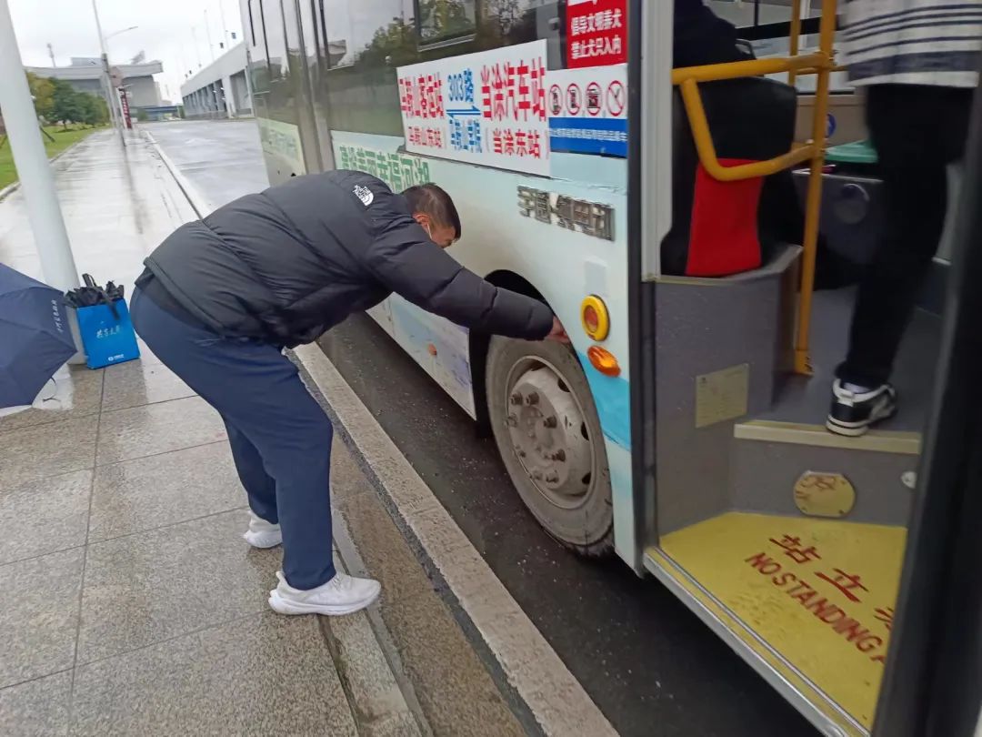 馬鞍山長(zhǎng)客:多舉措應(yīng)對(duì)低溫雨雪天氣