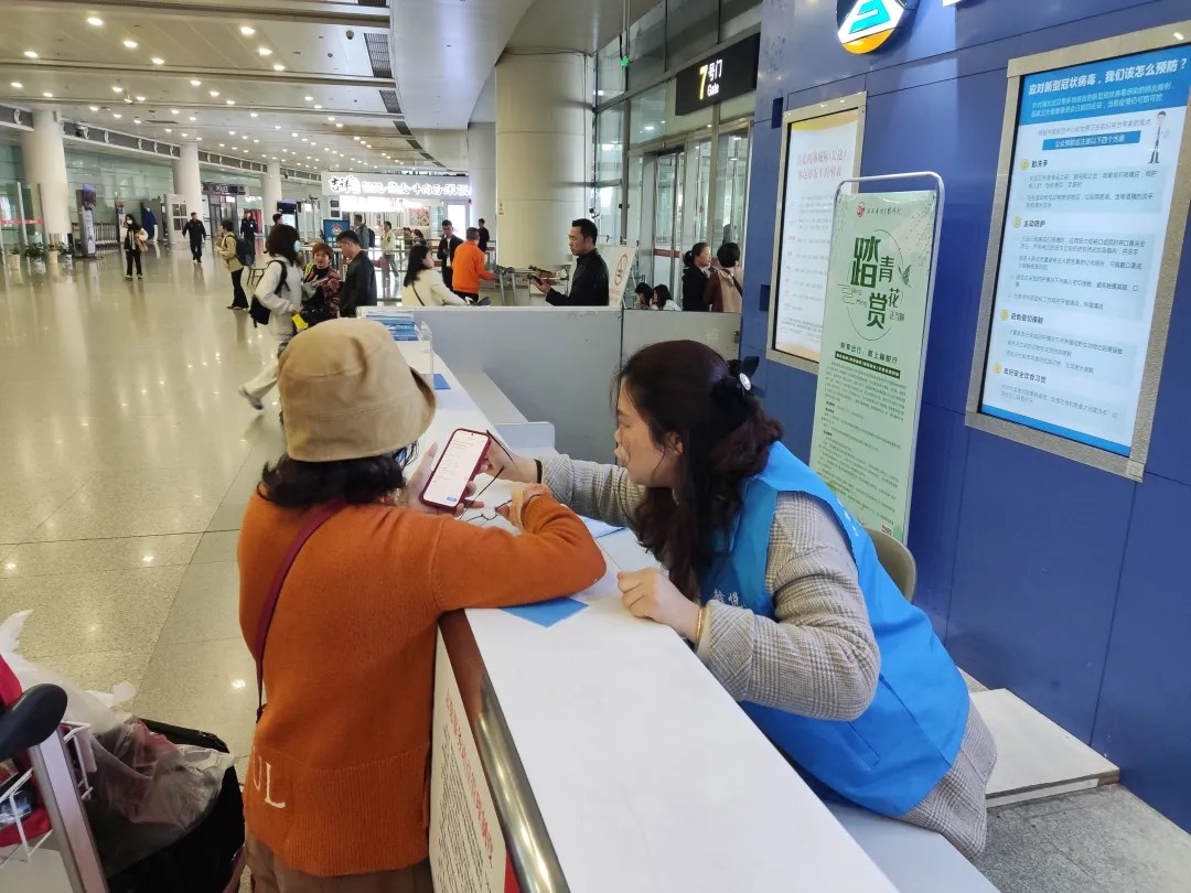 智運(yùn)九州:“贛悅行”品牌推廣活動(dòng) 在昌北機(jī)場(chǎng)開(kāi)展