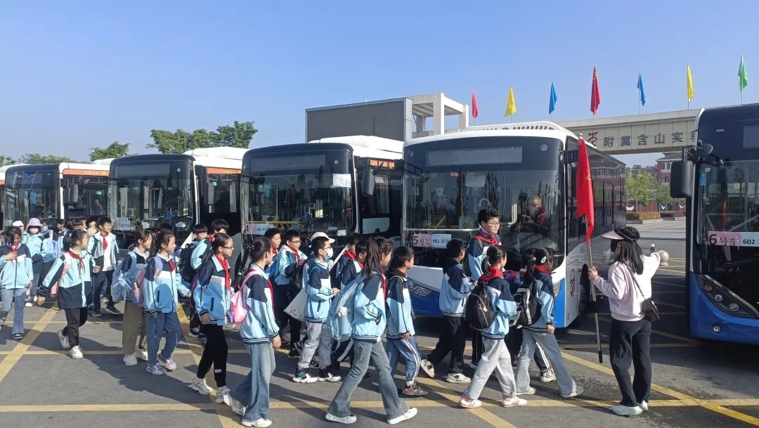 馬鞍山長(zhǎng)客:含山長(zhǎng)運(yùn)大力拓展春季研學(xué)包車業(yè)務(wù)